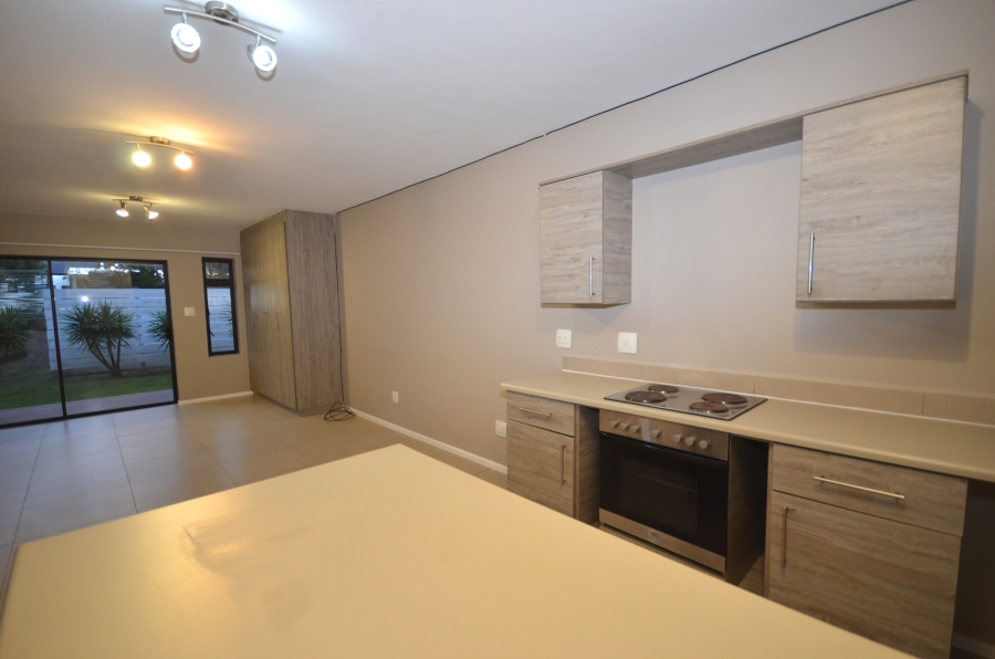 1 Bedroom Property for Sale in Nahoon Valley Park Eastern Cape